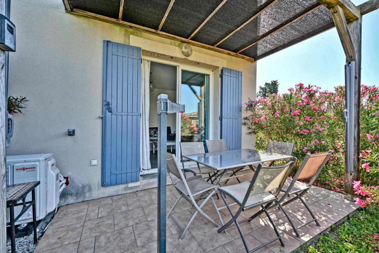 Le Petit Bonheur - Place Parking Privee - Clim - Terrasse - Piscine Partagee - Proche Parc Spirou * Saint-Saturnin-les-Avignon