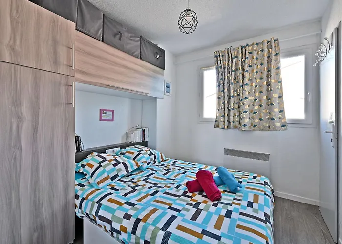 Logement de VACANCES - PISCINE - Proche d\'Avignon